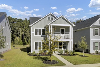 Lake Home For Sale in Summerville, South Carolina
