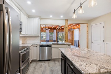 This inviting 2-bedroom, 2-bath Lakewood Park home blends - photo 8