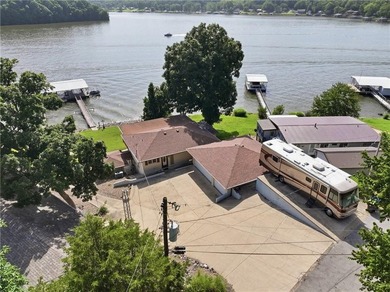 Experience the ultimate Lake of the Ozarks lifestyle at this - photo 1