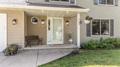 Come check out this beautiful 2-story home in the desirable Town - photo 2
