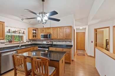 Move-in ready 3-bed, 3-bath ranch on a private, heavily wooded 1 - photo 6