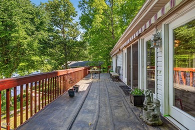 Very rare opportunity to own a true lakefront ranch with a - photo 14
