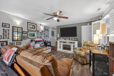 Very rare opportunity to own a true lakefront ranch with a - photo 16