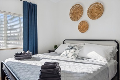 Turnkey, fully furnished condo with proven  income history! - photo 22