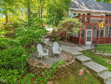 Very rare opportunity to own a true lakefront ranch with a - photo 23