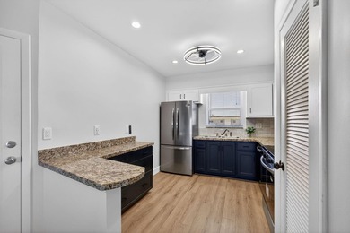 BOATER'S PARADISE ON THE INTERCOASTAL! Beautifully updated - photo 11