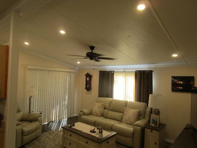 This lovely 2 bedroom 2 bath home has had many updates in the - photo 14