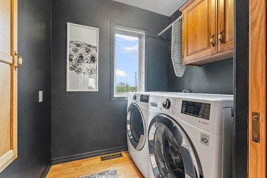 Beat the heat this summer with a new HVAC Unit on this home - photo 19