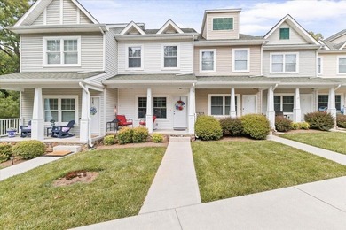 Escape to this stunning 3 bedroom, 3.5 bathroom waterfront - photo 3