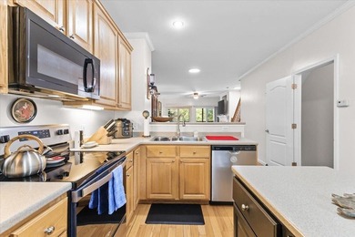 Escape to this stunning 3 bedroom, 3.5 bathroom waterfront - photo 6
