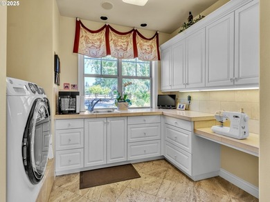 Deer Creek Estate: A rare sanctuary offering main-level living - photo 27