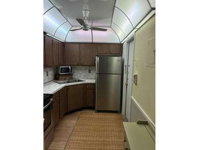 Welcome to this lovely Florida Condo located in a quiet - photo 4