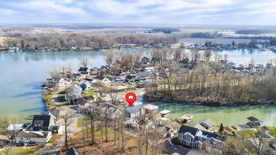 Beautiful 3 bed/2.5 bath waterfront home on Long Island - photo 39