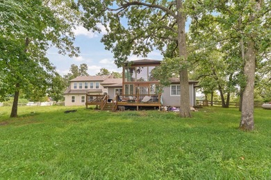 Welcome to a truly one-of-a-kind property where breathtaking - photo 5