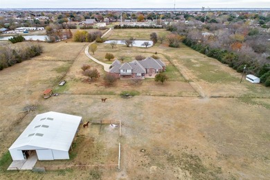 Fabulous private & scenic 12.5+ acres with 3903 sq. ft beautiful - photo 3