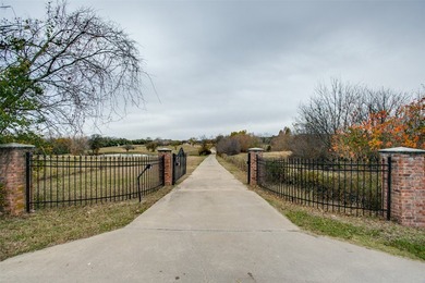 Fabulous private & scenic 12.5+ acres with 3903 sq. ft beautiful - photo 4