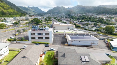Well-maintained 3-story, multi-tenant, walk-up office building - photo 1