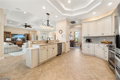 GULF ACCESS, CUSTOM BUILT HOME. COVERED 10,000-LB BOAT LIFT - photo 6