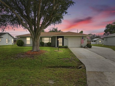 Welcome to this freshly painted 2-bedroom, 2-bathroom pool home - photo 1