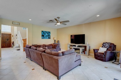 Rarely available Lake Front pool home in a GL Homes gated - photo 13