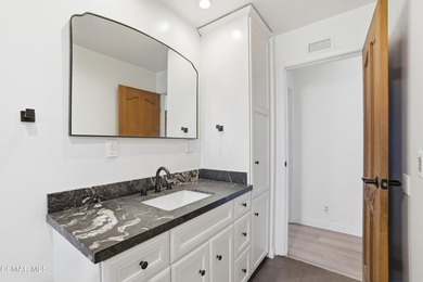 Beautifully remolded two-story home offering 4 bedrooms, 2 1/2 - photo 15