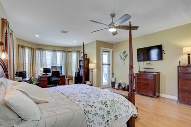 Rarely available Lake Front pool home in a GL Homes gated - photo 16