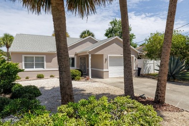 Perfectly situated just a couple of blocks from the ocean in the - photo 8