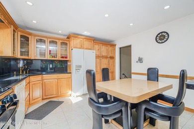 Extra large 2 family high ranch located in the desirable New - photo 19