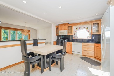 Extra large 2 family high ranch located in the desirable New - photo 21