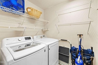 Corner units are always in demand, but few offer the combination - photo 23