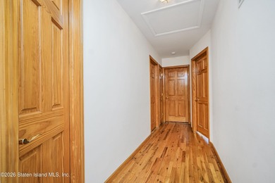 Extra large 2 family high ranch located in the desirable New - photo 23