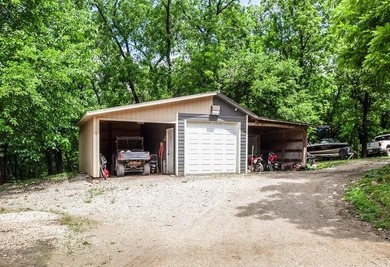 SECLUDED 16 AC RETREAT NEAR POMONA LAKE! Escape to the peace and - photo 26