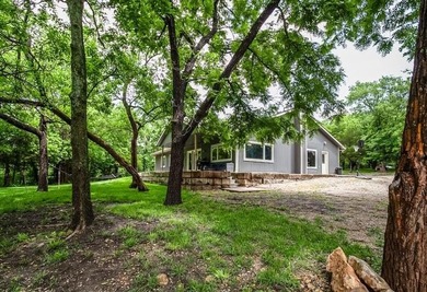 SECLUDED 16 AC RETREAT NEAR POMONA LAKE! Escape to the peace and - photo 28