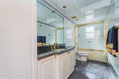 Extra large 2 family high ranch located in the desirable New - photo 29