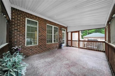 Not every home can offer over 4 acres of privacy, more than 5 - photo 38