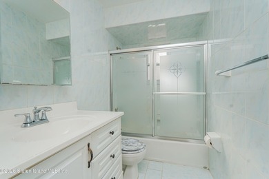Extra large 2 family high ranch located in the desirable New - photo 43