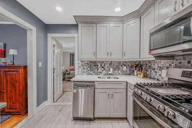 Welcome to the sought after Briarcliff community in Merrick! - photo 8