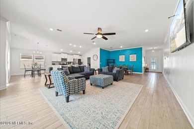 Impeccably clean, bright, & beautifully open, this newer POOL - photo 9