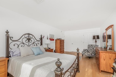 Welcome to 1490 Outlook Ave 1D at Sunset Cove! Immaculate 2 - photo 9