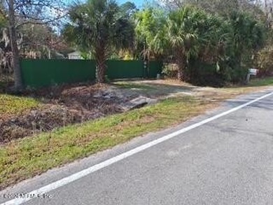 St. Johns River Home Active Under Contract in East Palatka Florida