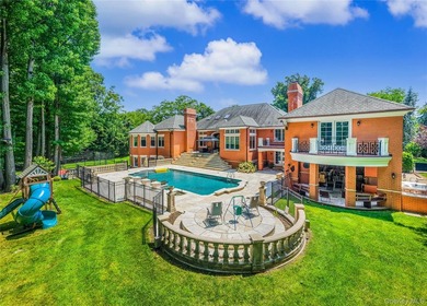 25 Lake Road | Waterfront Contemporary on the Golf Course - - photo 5