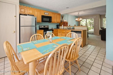 Welcome to Crestwoods Village, a lovely townhouse community in - photo 12