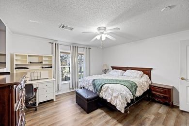 Discover the perfect blend of privacy, land, and convenience - photo 17