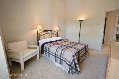 Welcome to Crestwoods Village, a lovely townhouse community in - photo 21