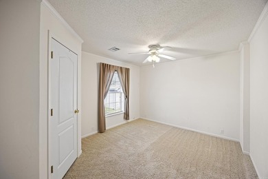 Discover the perfect blend of privacy, land, and convenience - photo 27