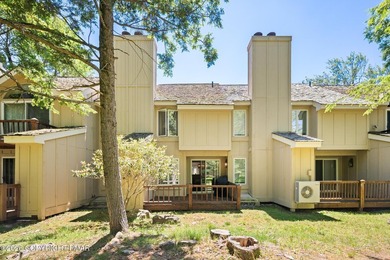 Welcome to Crestwoods Village, a lovely townhouse community in - photo 29