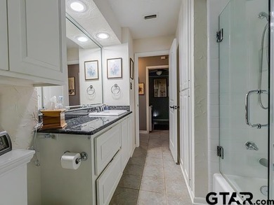 Stunning retreat (two homes) on Lake Jacksonville (1922 sq.ft - photo 33