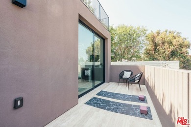 A refined coastal retreat awaits at this newly built modern - photo 38