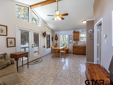 Stunning retreat (two homes) on Lake Jacksonville (1922 sq.ft - photo 41
