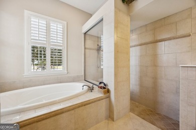This Arthur Rutenberg custom home offers quality craftsmanship - photo 48
